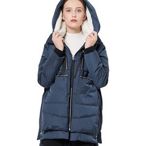 Orolay down jacket in navy.